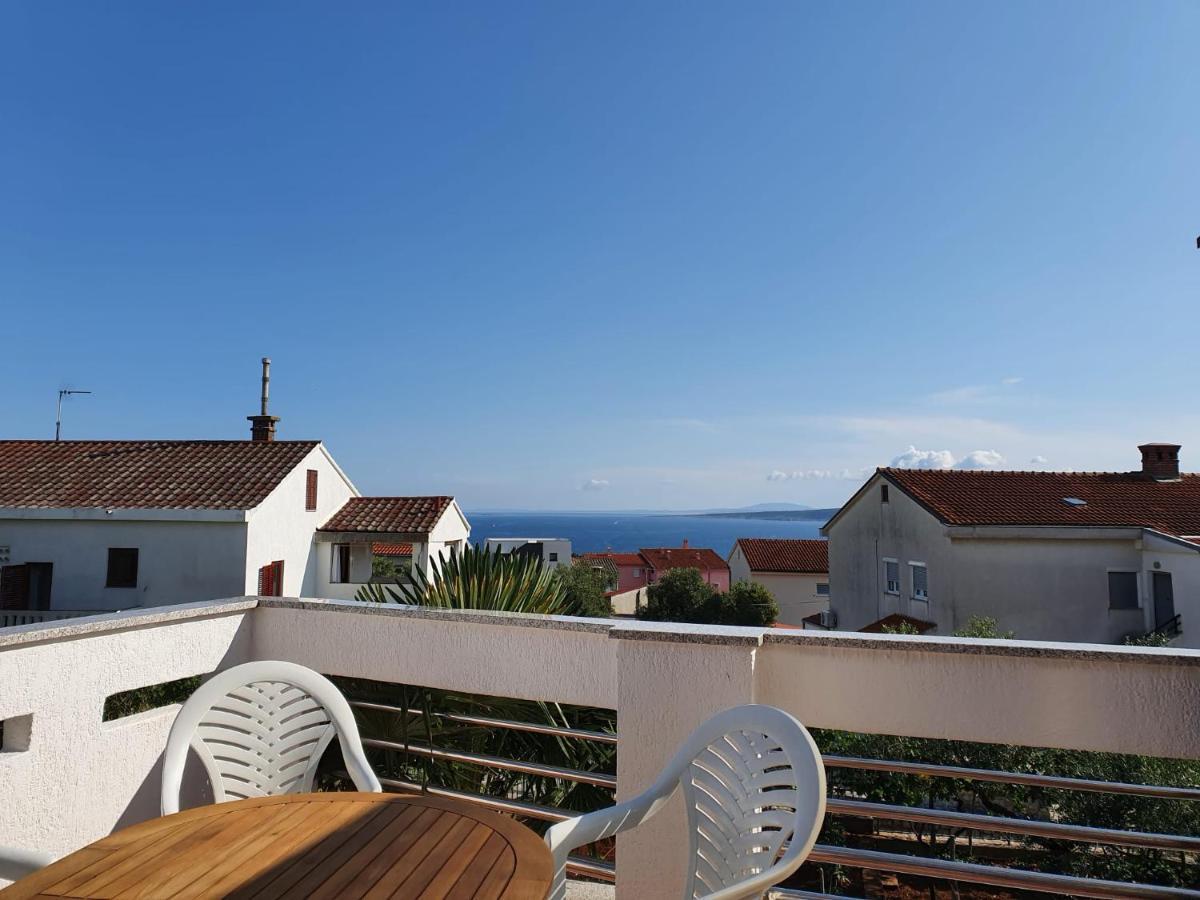 Apartment With Terace And Sea View Marica Крк Экстерьер фото