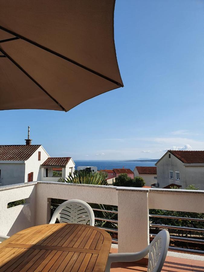 Apartment With Terace And Sea View Marica Крк Экстерьер фото