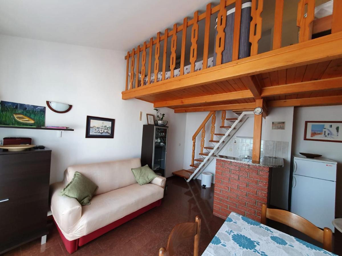 Apartment With Terace And Sea View Marica Крк Экстерьер фото